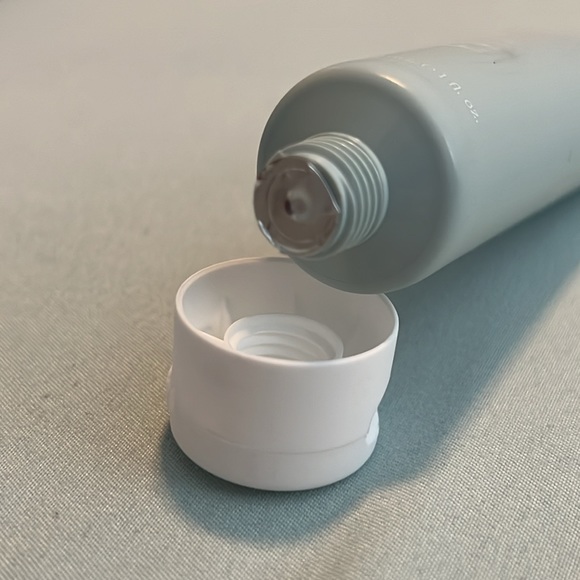 Evio Beauty Pore-fect Primer - Picture 2 of 2